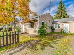 5917 SE Flavel St, Portland, OR 97206