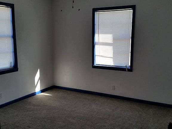 3rd image of 307 Sequoyah St