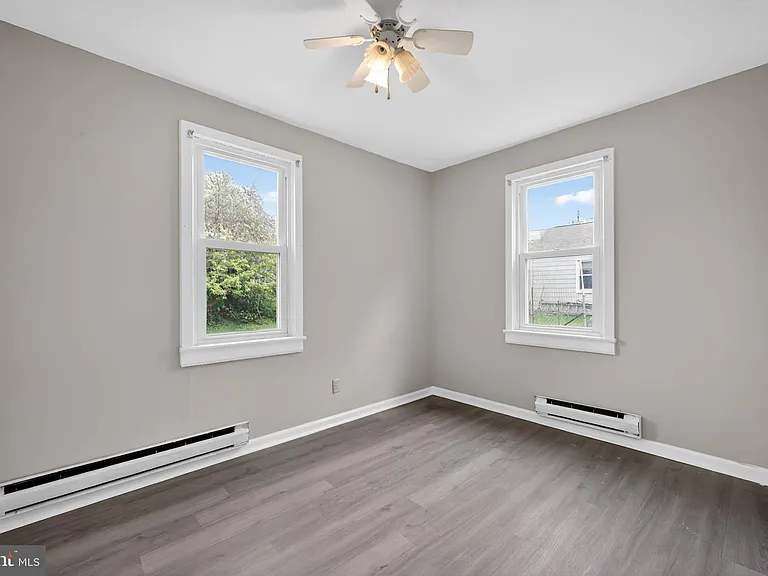 4225 Walsh Ave — Photo 13