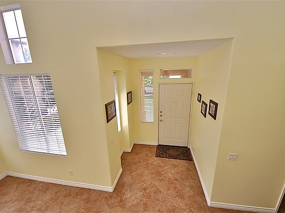 3rd image of 14896 Sydney Ave