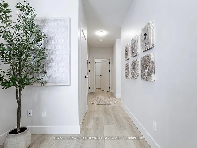 145 Clapperton St #204 — Photo 19