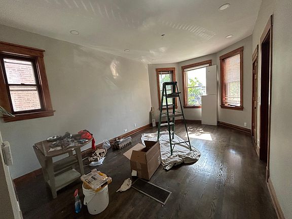 4th image of 19XX S 57th Ave Floor 1