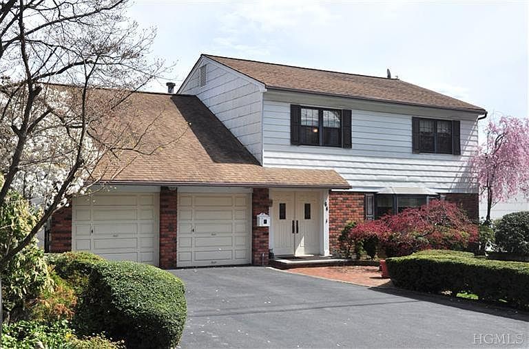 1st image of 64 Brookdale Dr