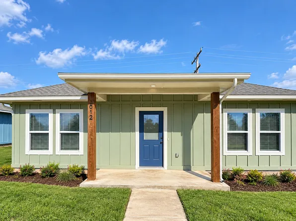 2012 Willow Pl, Blackwell, OK 74631