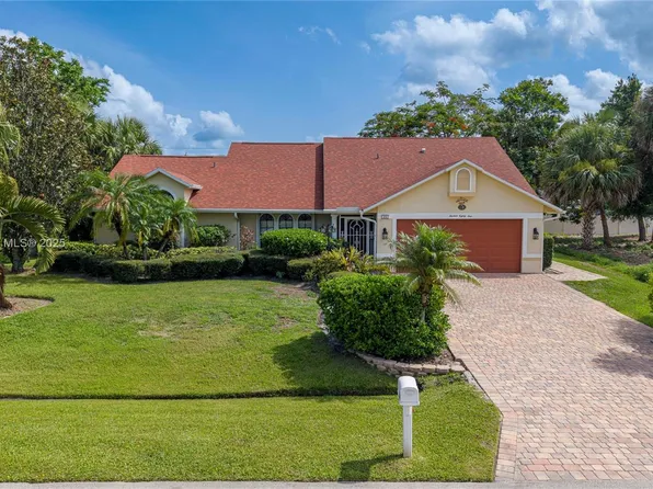 1381 SW Leisure Ln, Port Saint Lucie, FL 34953