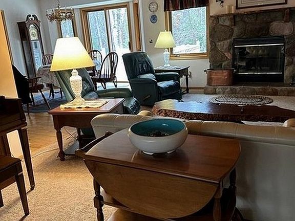 5th image of 165 White Bear Drive