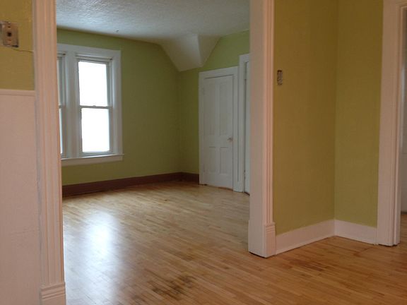 5th image of 1773 Minnehaha Ave W