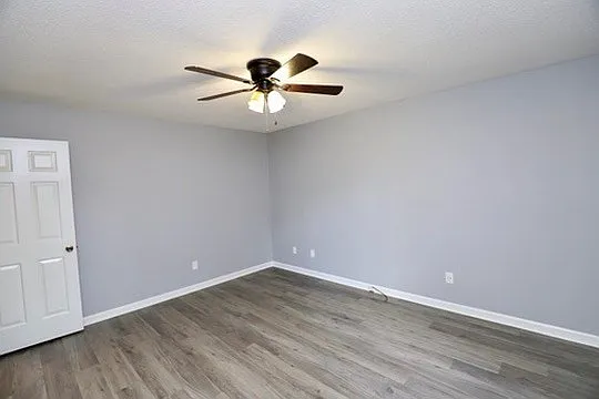 944 Twin Lakes Dr — Photo 60