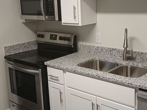 4th image of 314-316 Brookedge Dr
