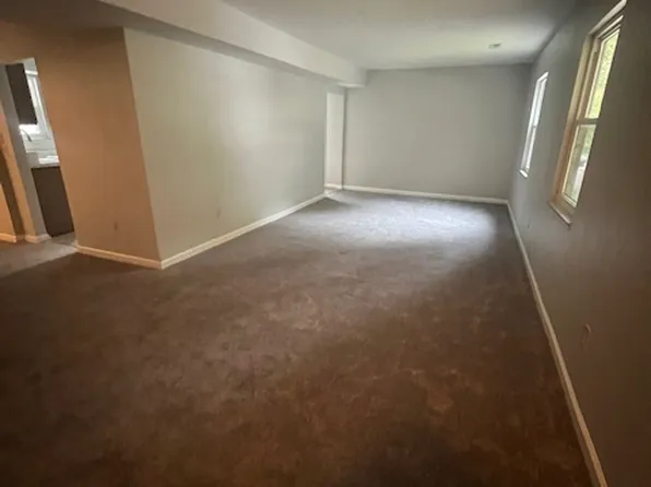 710 Mayflower Dr, Charleston, WV 25311
