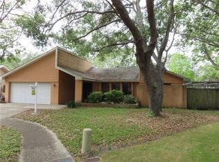 10728 95th St N, Seminole, FL 33777
