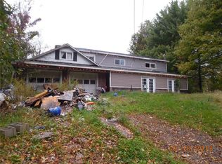 114 Blueberry Dr, Aliquippa, PA 15001