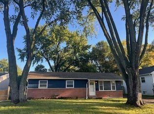 509 Lakelawn Blvd, Aurora, IL 60506
