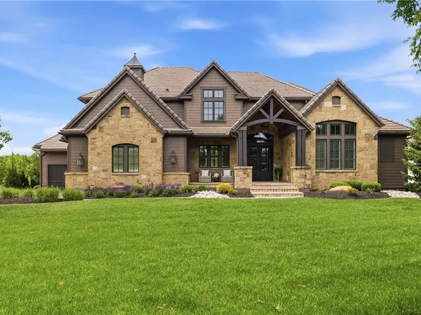 16208 Lucille St, Overland Park, KS 66221