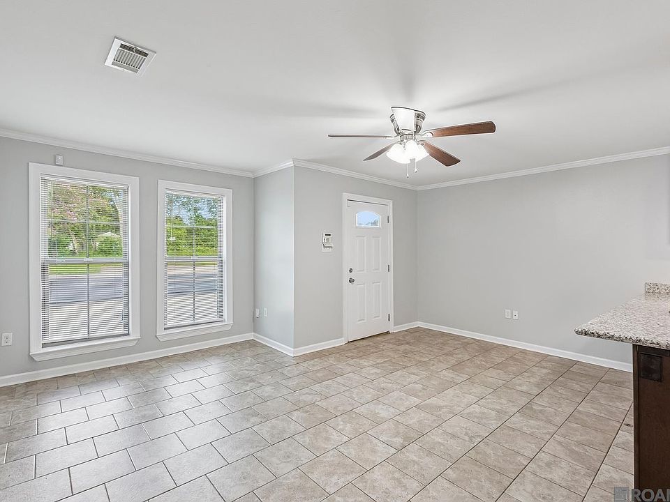 1st image of 3216 N Foster Dr