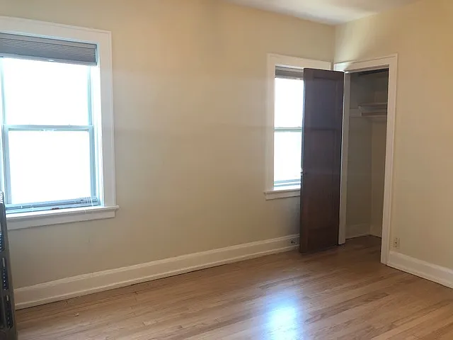 4428 N Oakland Ave — Photo 8
