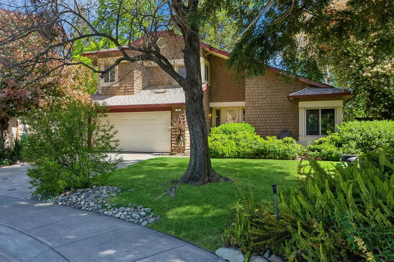 18 Rollingbrook Cir photo 1