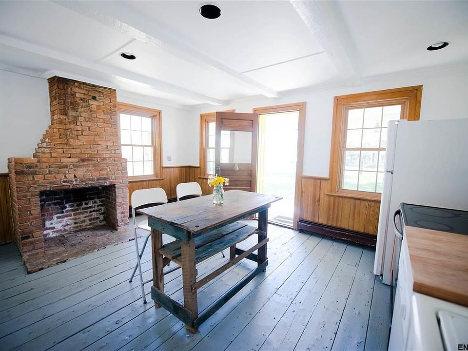 59 Chatham St, Kinderhook, NY 12106 Zillow
