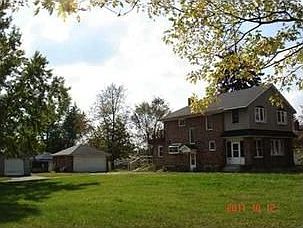 1st image of 3115 Lincolnway E
