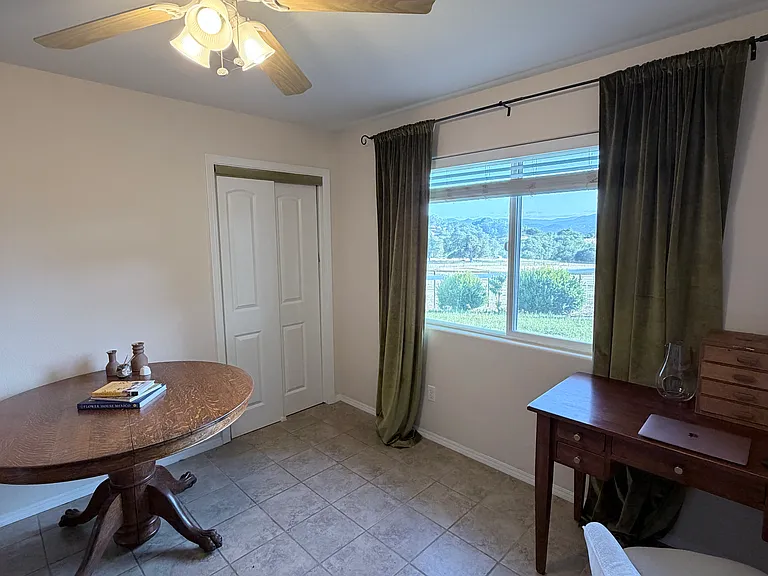 3rd bedroom / office