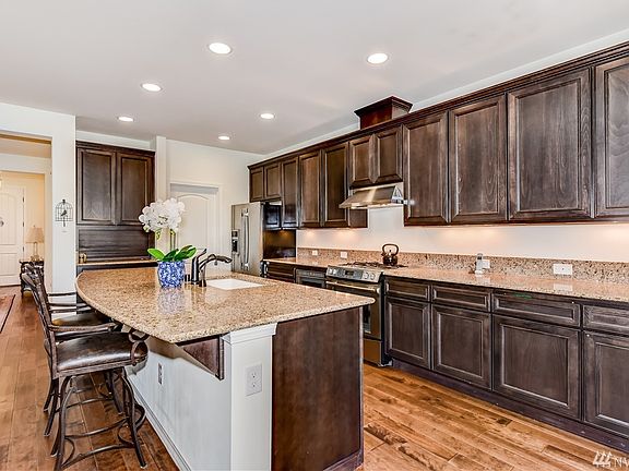 5th image of 23842 NE 126th Pl