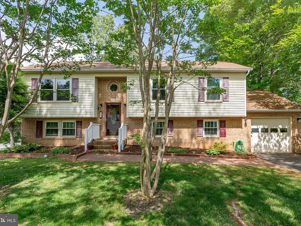 1st image of 64 Briarwood Dr
