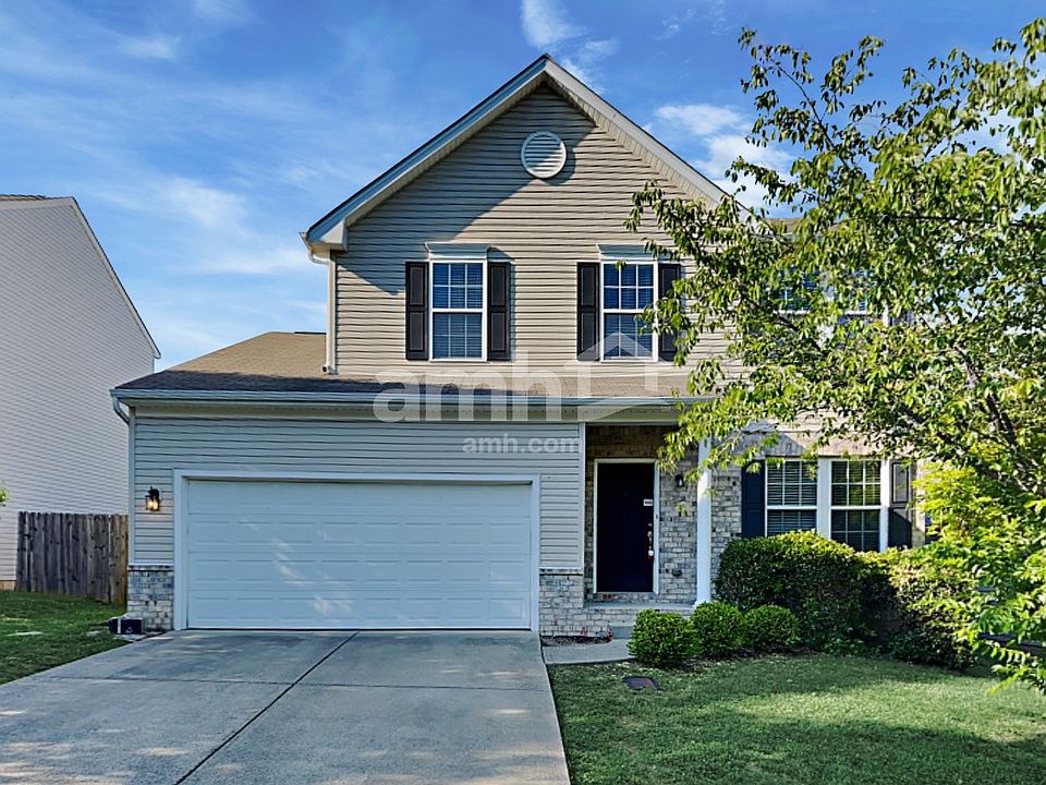 1st image of 661 Wolfeboro Ln