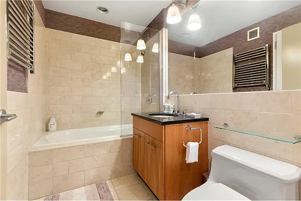 Rented by Vivaldi Real Estate | media 7