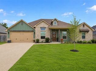 3320 Stoneleigh Rd, Bryan, TX 77808