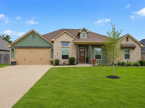 3320 Stoneleigh Rd, Bryan, TX 77808