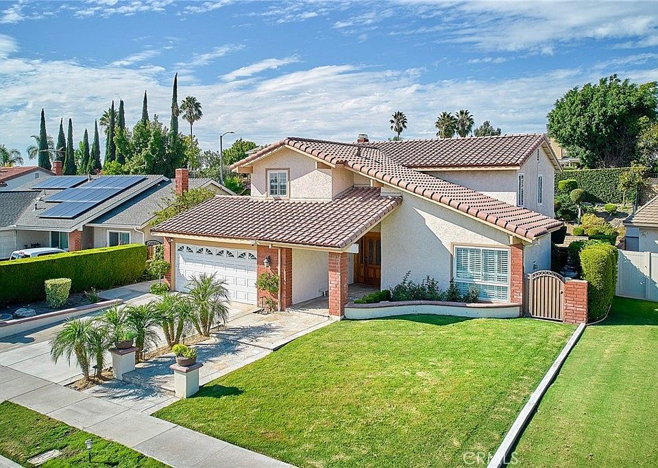 1st image of 2517 Greenhill Dr