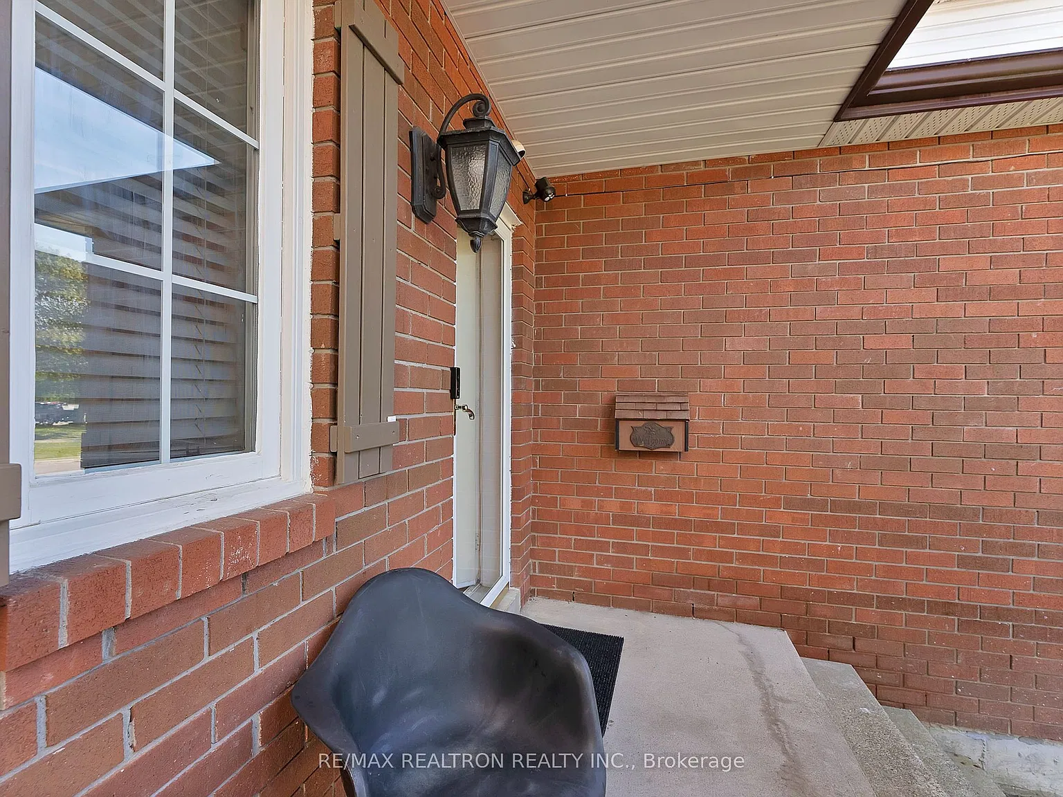 4 bed, $3,000 — Photo 3