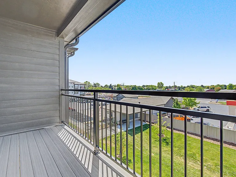 The Logan Luxury Apartments — Photo 18