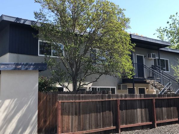 412-418 E 9th St #414