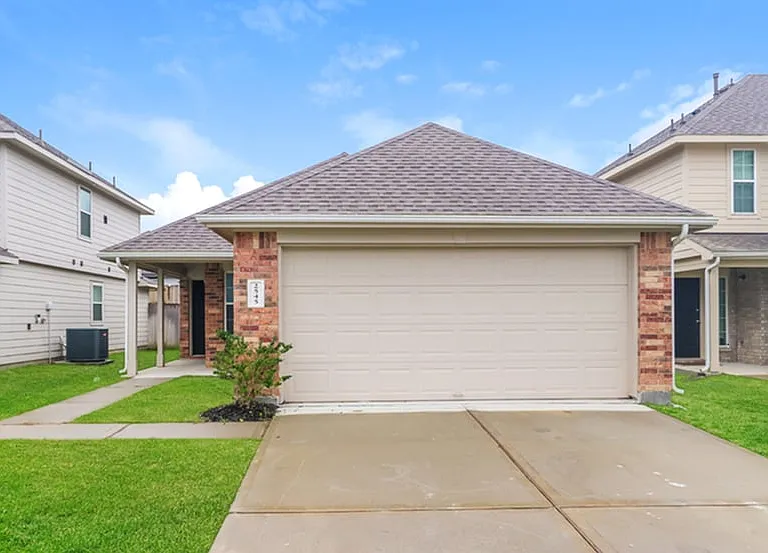 2545 Coho Dr — Photo 1