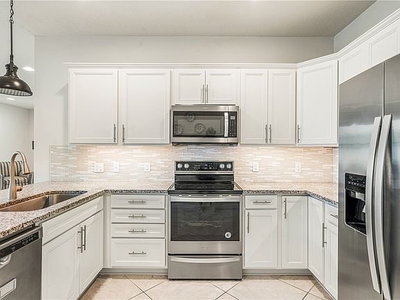 4th image of 4335 Beauty Leaf Cir