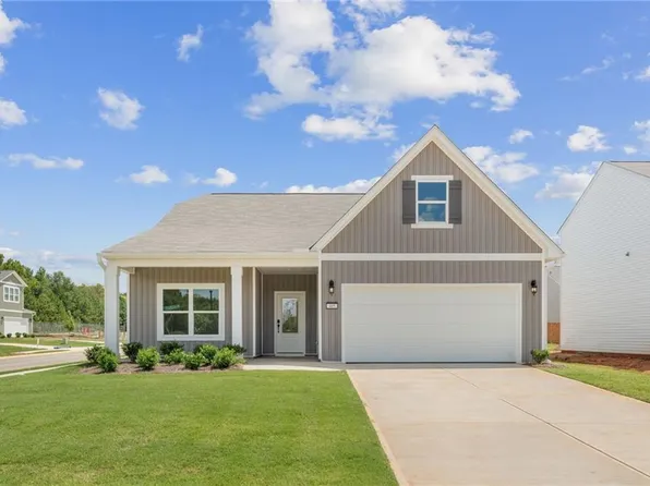 406 Bluegrass Ln, Rockmart, GA 30153
