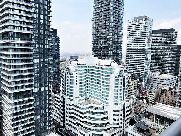 5th image of 8 Mercer St #2609