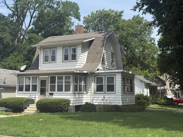126 E Glover St, Ottawa, IL 61350