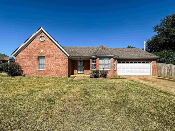 6320 Ragan Farm Dr, Memphis, TN 38141