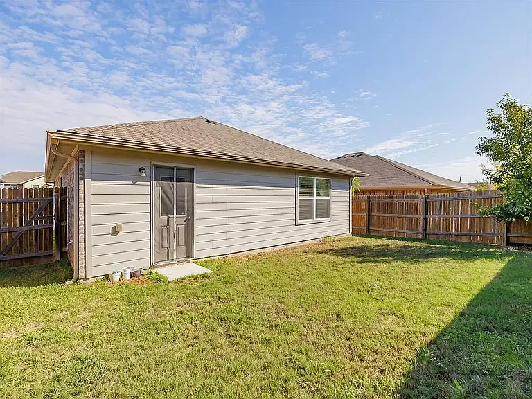 3525 Ortman Dr — Photo 7