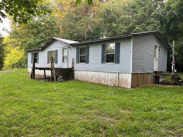 140 Hemlock Dr