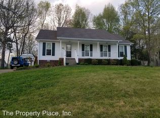 111 Black Oak Dr, Dickson, TN 37055