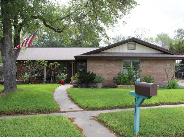 1716 Lawndale Dr, Kingsville, TX 78363