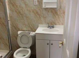 14937 17th Rd, Whitestone, NY 11357