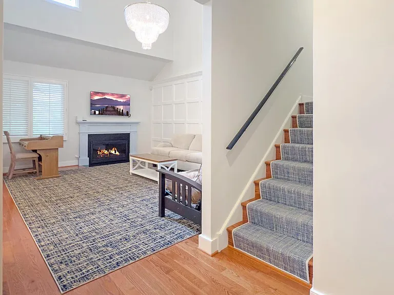 42 Greythorne Woods Cir — Photo 3