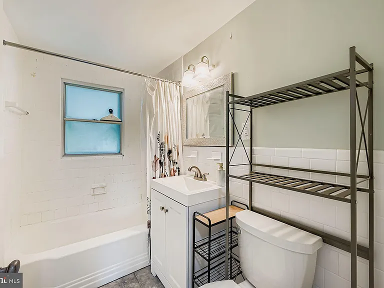 515 Taney Ave — Photo 9