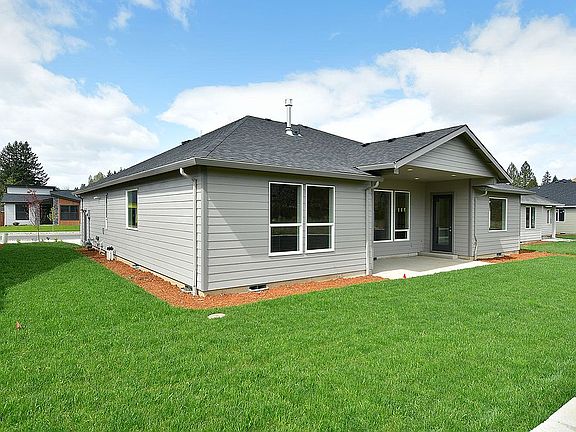 5th image of 4205 Se 19th Ave