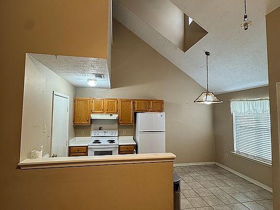Kitchen/Breakfast nook