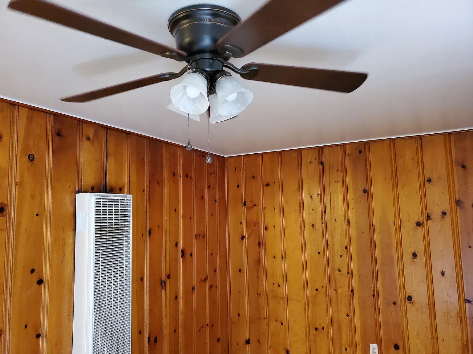 1 bed, 400 sqft, $1,030 — Photo 3